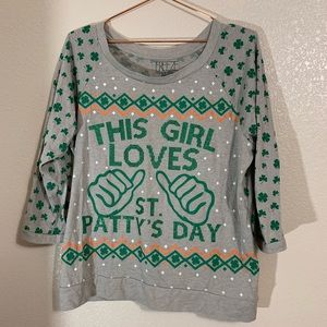 FREEZE | St Pattys Day 3/4 Sleeve Graphic Top XL